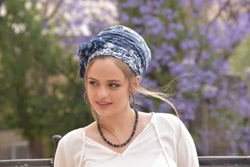 Vista 4 de Increíble pañuelo de cabeza blanco azul suave Tichel, redecilla para el cabello, bufanda para la cabeza, cubierta de cabeza, cubierta de cabeza