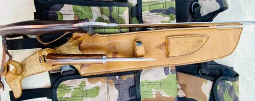 Vista 6 de Cuchillo Predator EUK de 18", Machete de supervivencia, hoja forjada a mano Khukuri - Cuchillos de espiga completa fabricados en Nepal