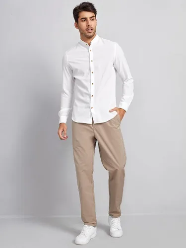 Vista 6 de MakeMeChic Blusa de manga larga sólida con cuello alto y botones para hombre