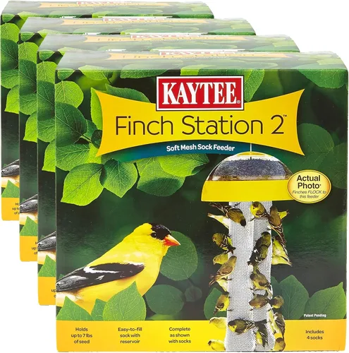 Vista 4 de Kaytee Wild Bird Finch Station - Comedero de calcetines de malla suave, incluye 2 calcetines