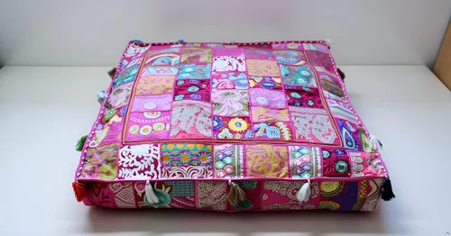 Vista 29 de CRAFT KALA Funda de Puf Tradicional de Retazos Cuadrada India Pufs de Sala de Estar India Otomana de Diseñador Bordada Decorativa Hogar Vida Rosa