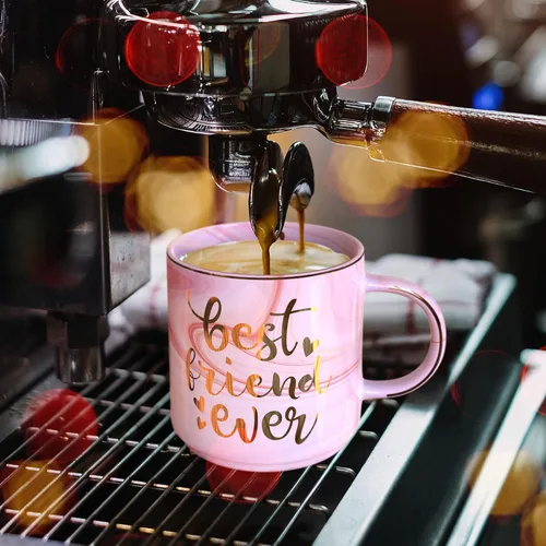 Vista 4 de Regalos para mejores amigas para mujeres, taza de café de mármol de cerámica rosa de 11.5 onzas con llavero - BFF Friend Ever - Regalos divertidos