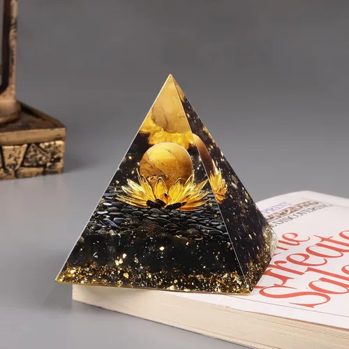 Vista 2 de Pirámide de orgón de esfera de ojo de tigre con loto dorado y obsidiana negra, generador natural de energía para meditación, curación de chakras