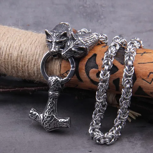 Vista 5 de Cabeza de lobo de acero inoxidable con collar de cadena hecho a mano, collar vikingo de martillo mjolnir con caja de madera como regalo de novio