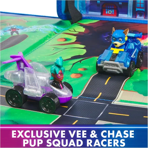 Vista 4 de Paw Patrol: The Mighty Movie, Paquete de Regalo de Alfombra de Juego Pup Squad con Mighty Pups Chase & Vee Pup Squad Racer Autos de Juguete