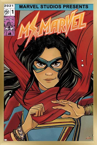 Vista 18 de Trends International Marvel Ms. Marvel - Póster de pared de cómic, 22.4 pulgadas de largo x 14.7 pulgadas, versión enmarcada en madera de granero