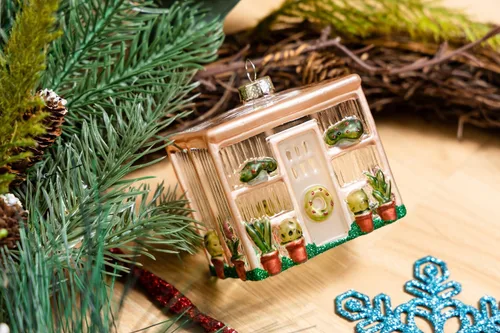 Vista 7 de Adorno de invernadero de vidrio soplado a mano y adorno de carretilla, juego de 2 adornos de jardín de vidrio para árbol de Navidad