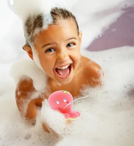 Vista 6 de DolliBu Octopus Bath Buddy Squirter - Juguete flotante de goma de pulpo rosa, divertido juego de baño para niños pequeños, lindo juguete de animales