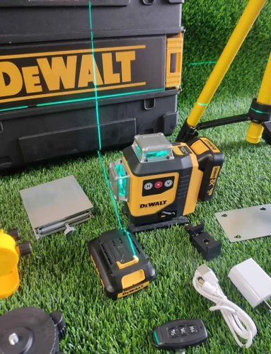 Vista 2 de Nivel láser 16 líneas DeWalt con tripode