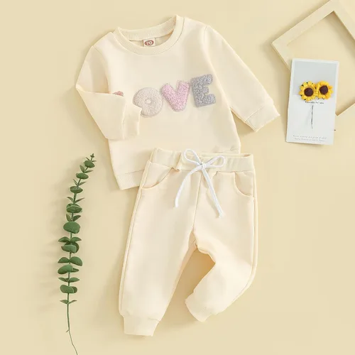 Vista 2 de Ropa para el día de San Valentín para bebés, niños y niñas, con bordado de amor, de manga larga, para otoño e invierno