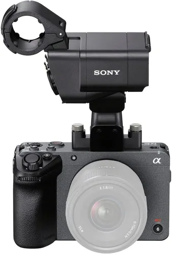 Vista 2 de Sony Cámara de cine digital FX30 con unidad de mango XLR (ILME-FX30) +