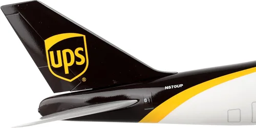 Vista 7 de Daron Skymarks Ups 747-400F Kit de construcción de modelo de avión con engranaje escala 1/200, blanco, negro