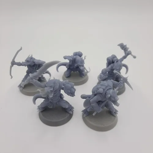 Vista 4 de Kobold RPG - Calabozos y dragones - DND - Pathfinder - Diorama - Figura miniatura (gris/sin pintar) (Ranger)