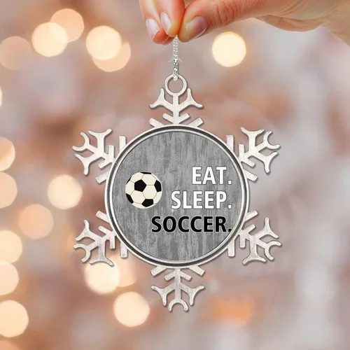 Vista 8 de Adornos de metal con diseño de copo de nieve para fanáticos de los deportes, talla única, adorno de Navidad, recuerdo de recuerdo para decoración