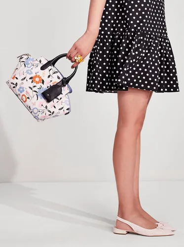 Vista 7 de Kate Spade New York Avenue - Mini bolso de cuero de grano refinado