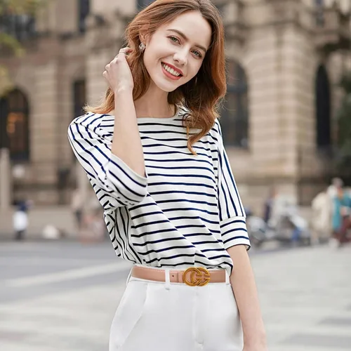 Vista 327 de Cinturón de cuero clásico con hebilla de metal para mujer con vestido de jeans