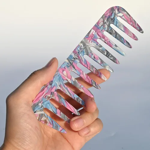 Vista 2 de Peine de dientes anchos S1, ligero, apto para viajes y diseño elegante para cabello sin enredos (azul rosa)