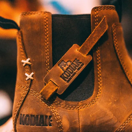 Vista 6 de Kodiak Bralorne - Botas industriales Chelsea con punta compuesta para mujer