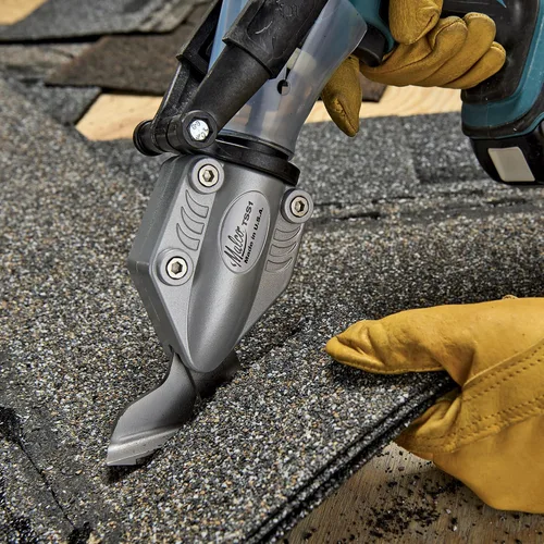 Vista 8 de Malco TSS1 Turbo Shear para tejas de asfalto - Mandíbula de bisel ancho, corte multicapa de 0.6 in, ajuste lateral de la cuchilla, control con una