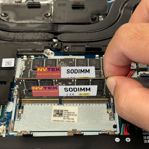 Vista 4 de Memoria de computadora portátil de 8 GB (1 x 8 GB) DDR4 2400 MHz PC4-19200 SODIMM 1Rx8 1.2V CL17 260-PIN no ECC