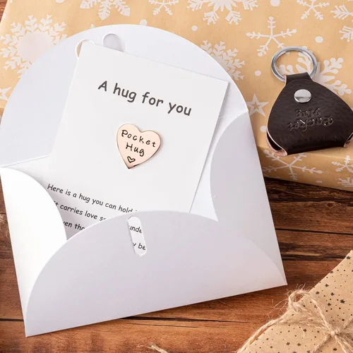 Vista 9 de Qunrwe Abrazo de bolsillo y llavero de cuero,Regalos de relaciones a larga distancia,Ficha de abrazo de bolsillo para amigos,Regalos de pensamiento