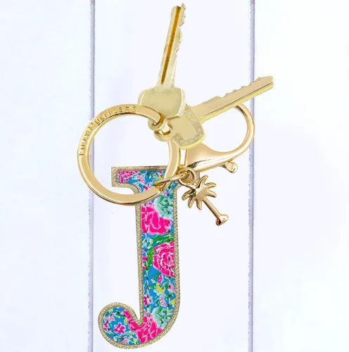 Vista 3 de Lilly Pulitzer Llavero con inicial de piel sintética para mujer.