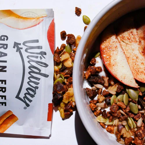 Vista 6 de Wildway Granola Keto con ingredientes orgánicos, manzana y canela, cereales sin granos, sin gluten, vegana, baja en carbohidratos y sin azúcar