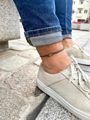 Vista 10 de Made by Nami Surfer Anklet with Snap Hook Clasp Waterproof & Adjustable Thin String Ankle Bracelets for Women and Men Handmade Jewelry for Beach and