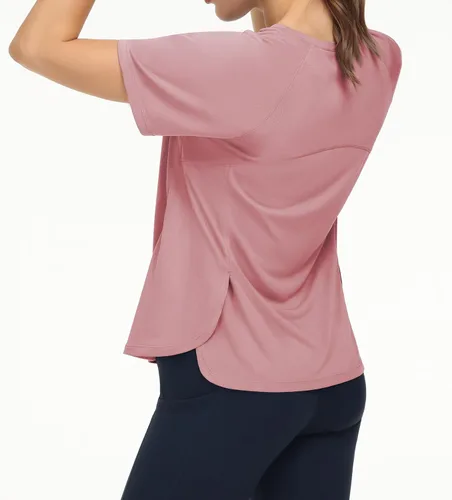Vista 2 de THE GYM PEOPLE Camisetas de entrenamiento de manga corta para mujer, camisetas de yoga transpirables con aberturas laterales