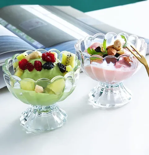 Vista 9 de Lawei Paquete de 6 cuencos de vidrio para postre, tazas pequeñas de 5 onzas para helado, mini cuencos de postre con patas para postre, helado
