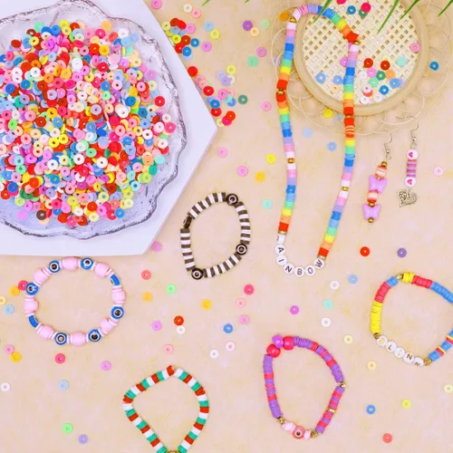Vista 3 de Bundooraking - 2000 piezas de cuentas de arcilla negra (6 mm), cuentas Heishi para hacer joyas, pulseras y accesorios, paquete pequeño