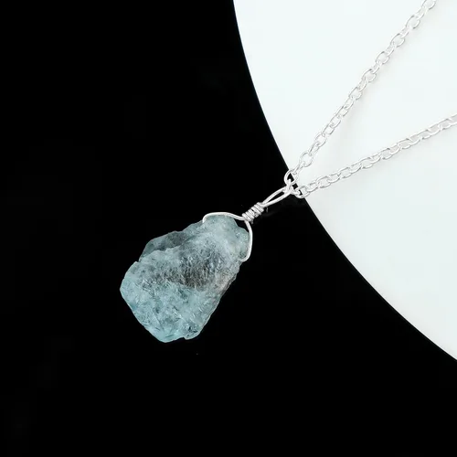 Vista 3 de Colgante delicado de piedras preciosas naturales crudas, collar de piedras ásperas surtidas, hecho a mano, joyería hipoalergénica bohemia