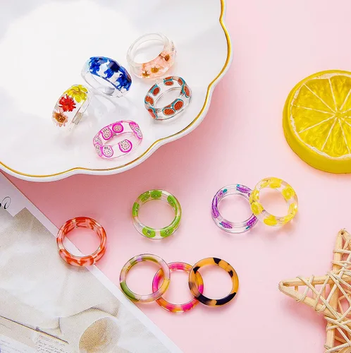 Vista 6 de MOROYA 20 anillos de resina coloridos para mujer, flores de limón, fresa, resina de frutas, anillos de acrílico gruesos, anillos de plástico