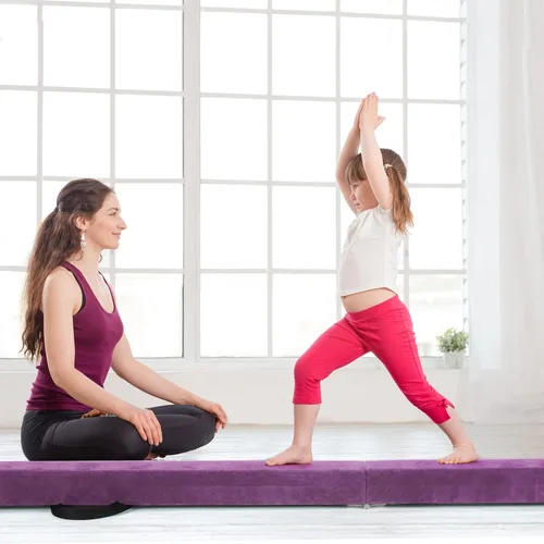 Vista 8 de Giantex Haz de equilibrio de 7/8/9 pies, haz de gimnasia plegable con asas de transporte, base de goma antideslizante para niños, haz de gimnasia