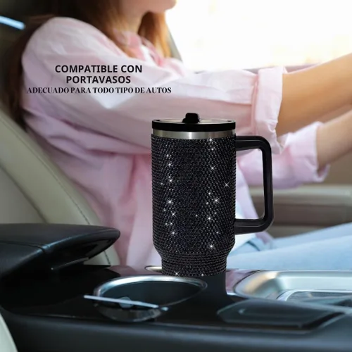 Vista 3 de Vaso de 40 onzas con tachuelas de strass con mango, popote y tapa, botella de agua de acero inoxidable aislada de doble capa para mujeres, taza