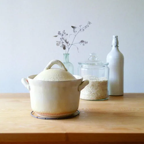 Vista 2 de Olla japonesa Donabe Cocer de arroz, 3 Go, 2200 cc, color blanco