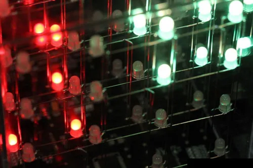 Vista 6 de 4 Cube, escultura de luz animada