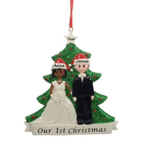 Vista 15 de Nuestro primer adorno de Navidad de boda para pareja - Adorno personalizado de árbol de Navidad para pareja recién casada - Mr & Mrs primer adorno