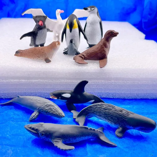 Vista 2 de Safari Ltd. Antarctica Toob - Figuras de juguete de pingüinos, ballenas, focas y más, juego educativo divertido para niños, niñas y niños mayores