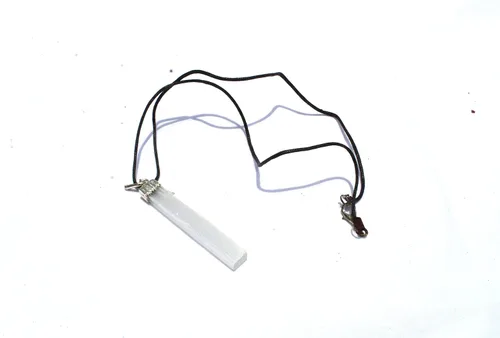Vista 2 de Nuevo colgante chapado en plata de selenita de 2 pulgadas aprox. áspero A++ curación espiritual divina india cristalina terapia geometría positiva