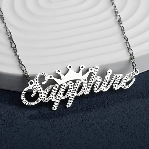 Vista 4 de Drawelry Collar con nombre personalizado de dos tonos con placa de oro de 18 quilates, chapado en doble corazón, placa con dije de placa de nombre