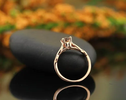 Vista 3 de Anillo de compromiso con solitario estilo infinito de morganita natural en oro rosa de 10 quilates