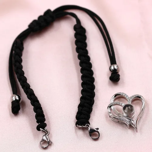 Vista 5 de Pulsera y collar de corazón con dije de proyección en 100 idiomas hechos a mano y collar de doble uso, pulsera de corazón con texto en inglés "I