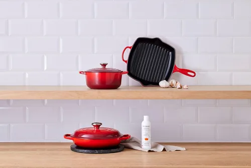 Vista 2 de Le Creuset Limpiador de utensilios de cocina de hierro fundido esmaltado, 8.45 oz