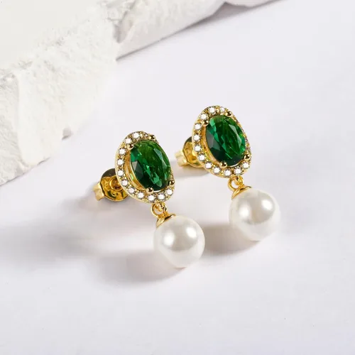 Vista 2 de Zaano Aretes colgantes de perlas para mujer, aretes de piedra natal verde esmeralda, chapados en oro de 14 quilates, regalo de joyería, Circonita