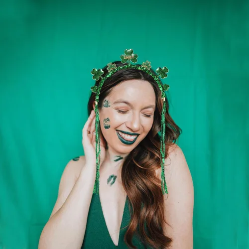 Vista 58 de MOLOCH Diadema de Navidad con lazo de Navidad, diadema de borla roja y verde, diadema de carnaval, disfraz de Navidad, accesorios para el cabello