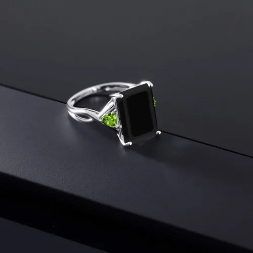 Vista 4 de Gem Stone King 7.12 Ct Emerald Cut Black Onyx Green Peridot 10K White Gold 3 Stone Women Ring