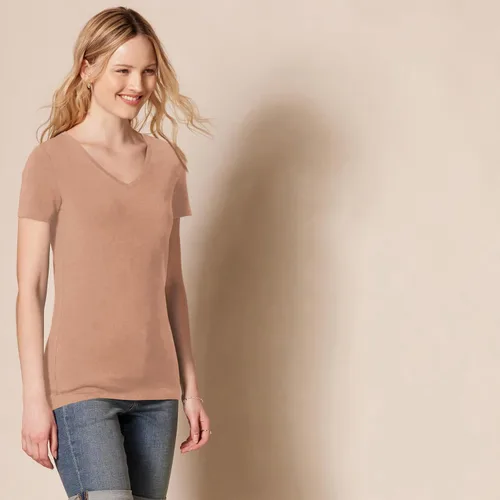Vista 121 de Amazon Essentials Women's Regular-Fit Short-Sleeve Crewneck T-Shirt