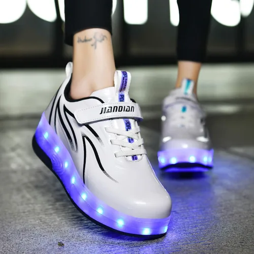 Vista 6 de HHSTS Zapatos para niños con ruedas, zapatos de color de luz LED, patines brillantes, zapatos de patinaje, regalos simples para niños y niñas