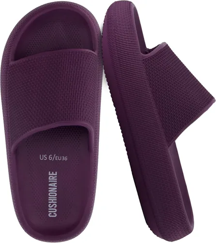 Vista 14 de CUSHIONAIRE Sandalias Feather de EVA para Mujeres – Cómodas Pantuflas Deslizables para Mujeres, Zapatos de Ducha para Interiores y Exteriores Verde